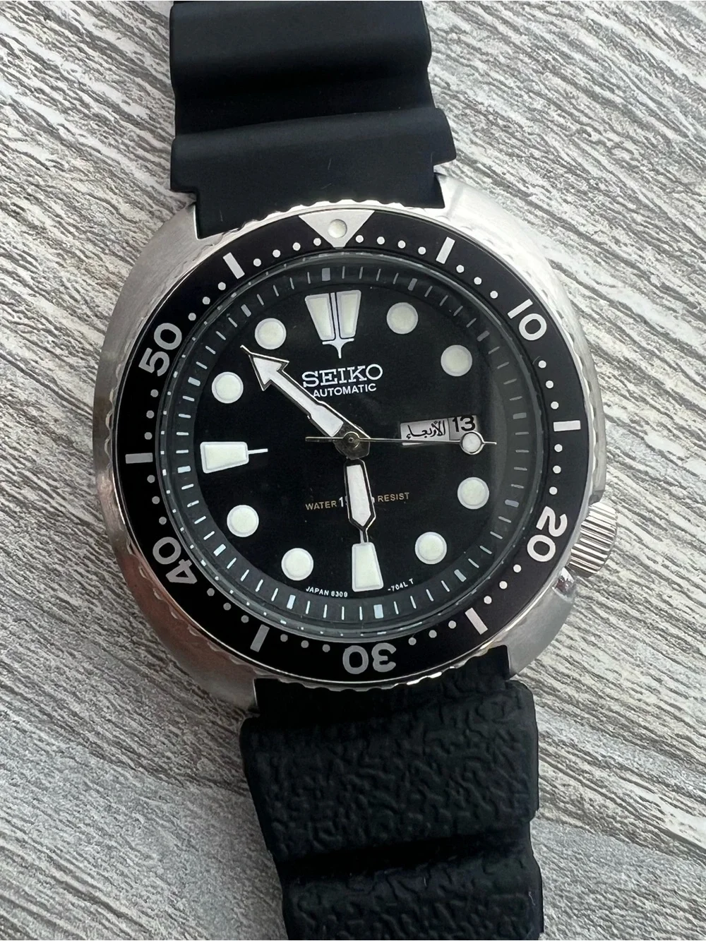 Seiko turtMen's Black Automatic Diver Watch